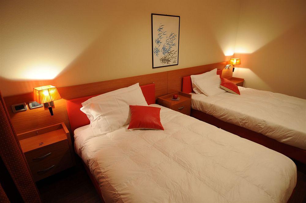 Santa Caterina Otel Bergamo Dış mekan fotoğraf